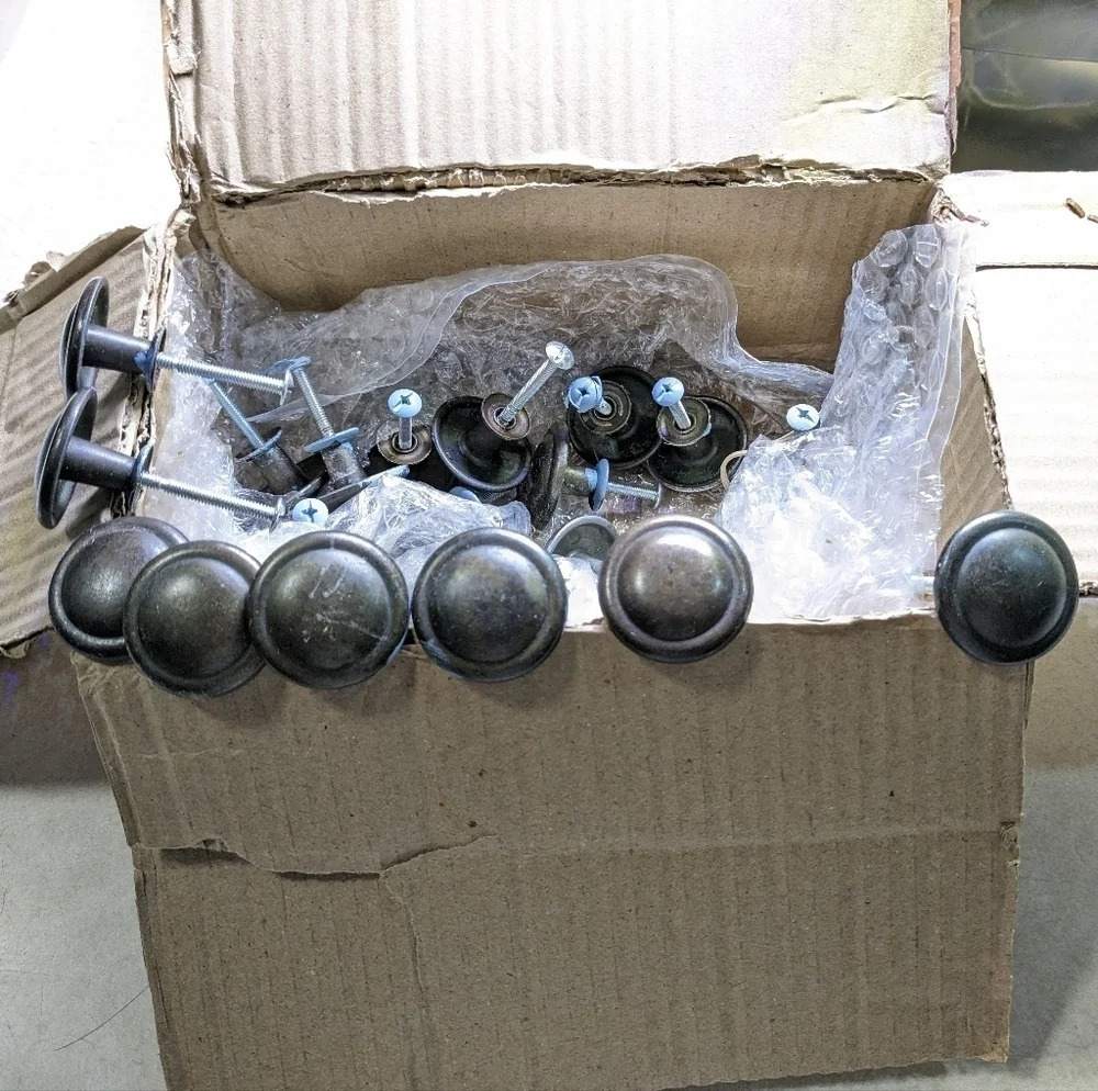 Vintage cabinet knobs drawer pulls, 24 - Picture 2 of 5